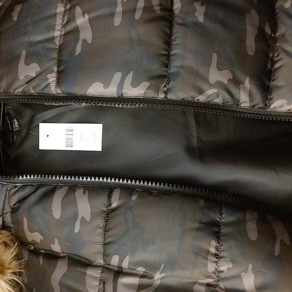 Jacket - Picture 6 of 6